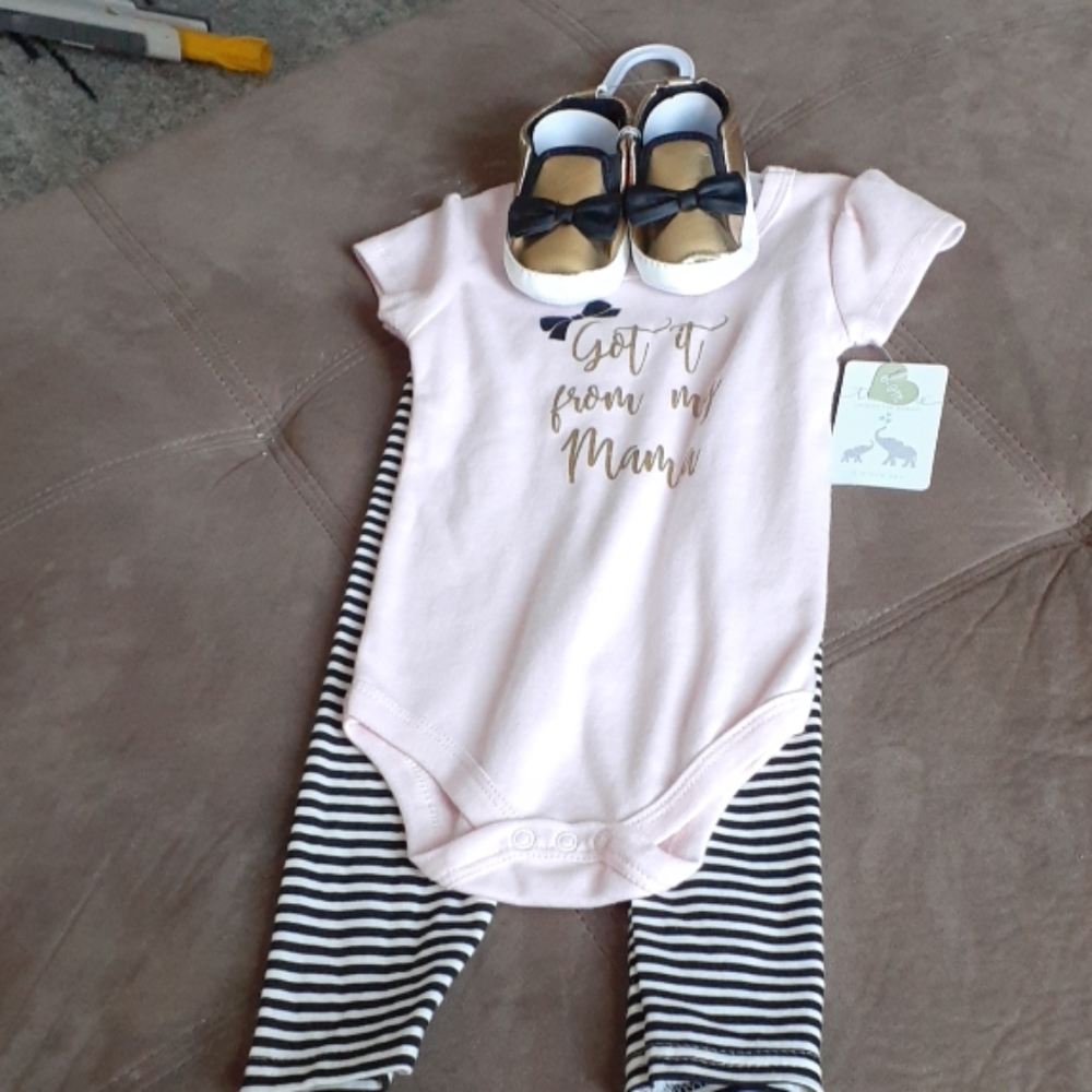 Little treasure  3 piece set.